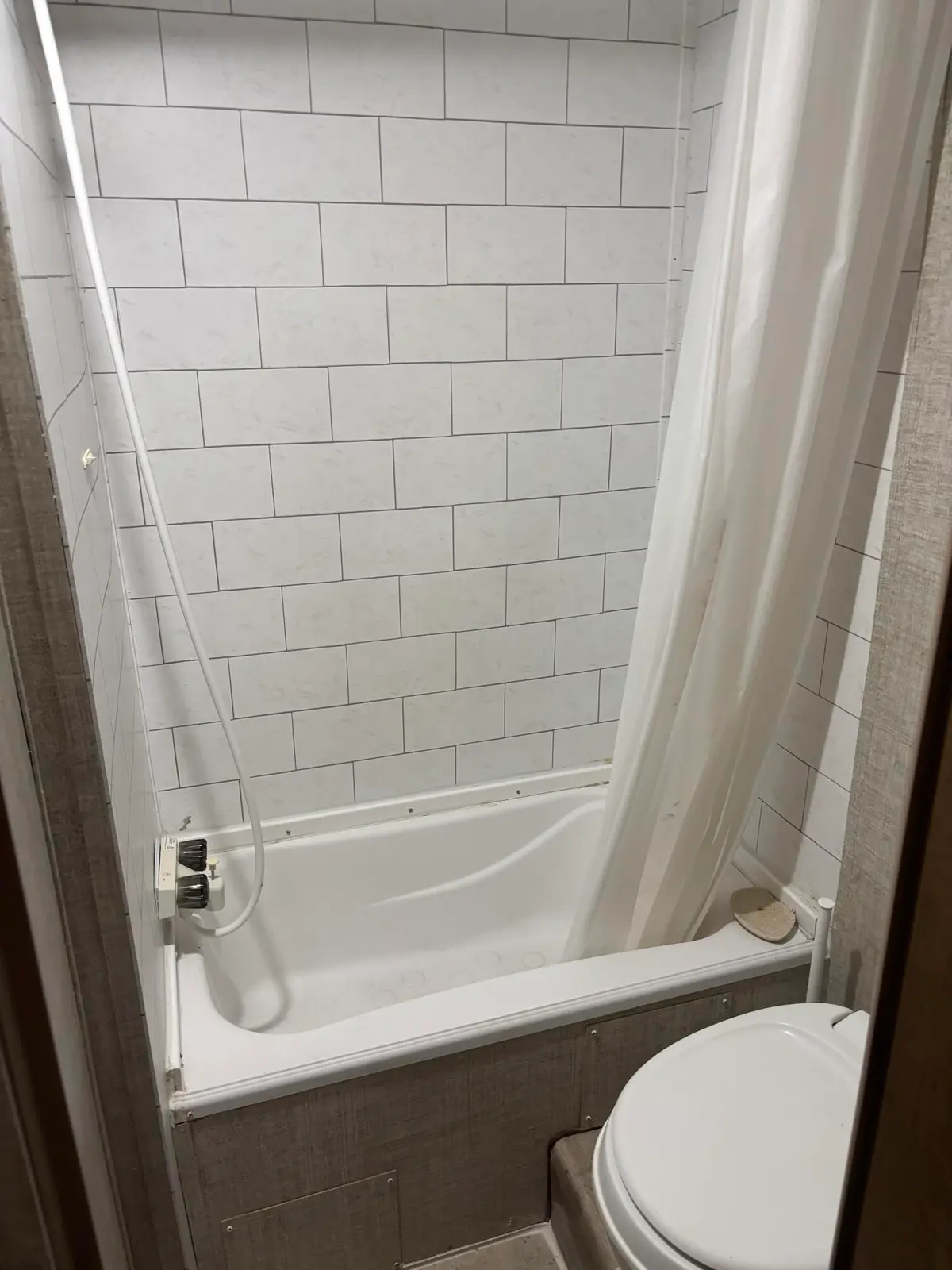 249 NE 45th ST - TRAILER - INSIDE4 at 249 NE 45TH Street, Deerfield Beach