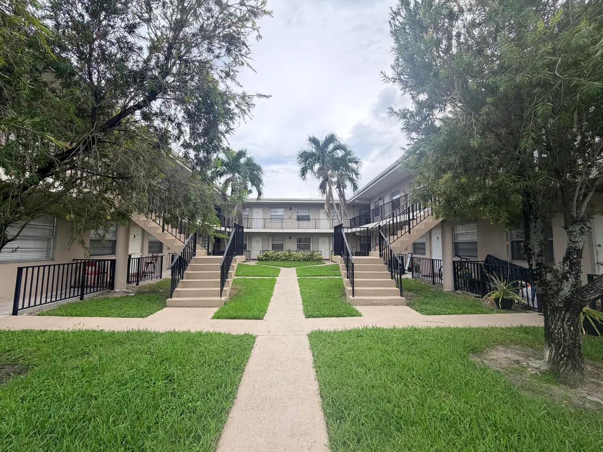 IMG_1905 at 1210 Old Boynton Road 103, Boynton Beach