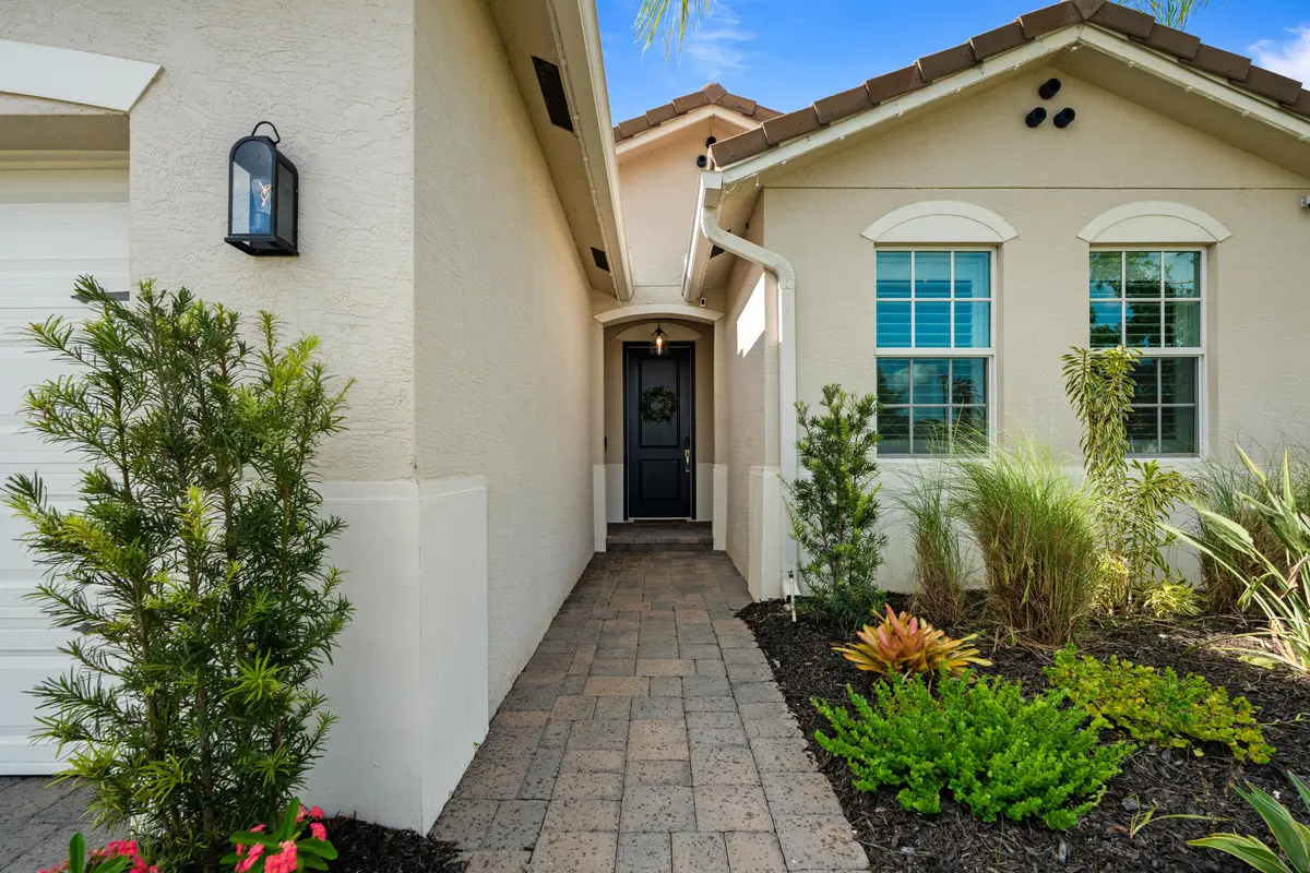 26P07245 at 7671 SW Harbor Cove Drive, Stuart