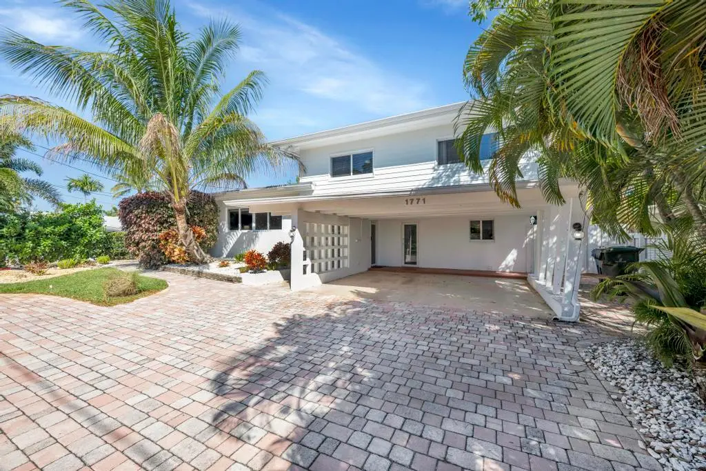 1771 NE 35th St Oakland Park 00008 at 1771 NE 35th Street, Oakland Park