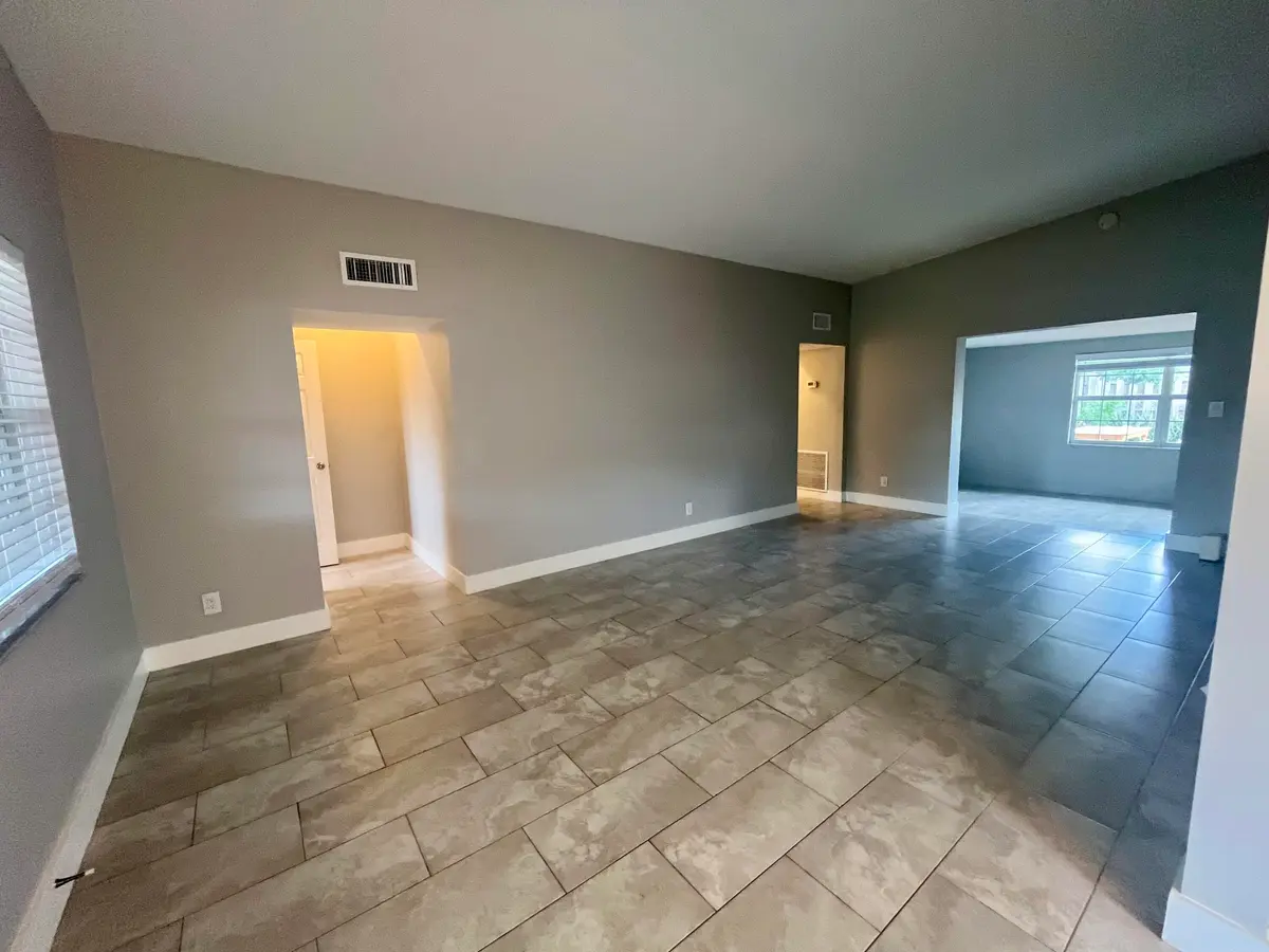 IMG_5873 at 3765 NE 18th Avenue, Pompano Beach