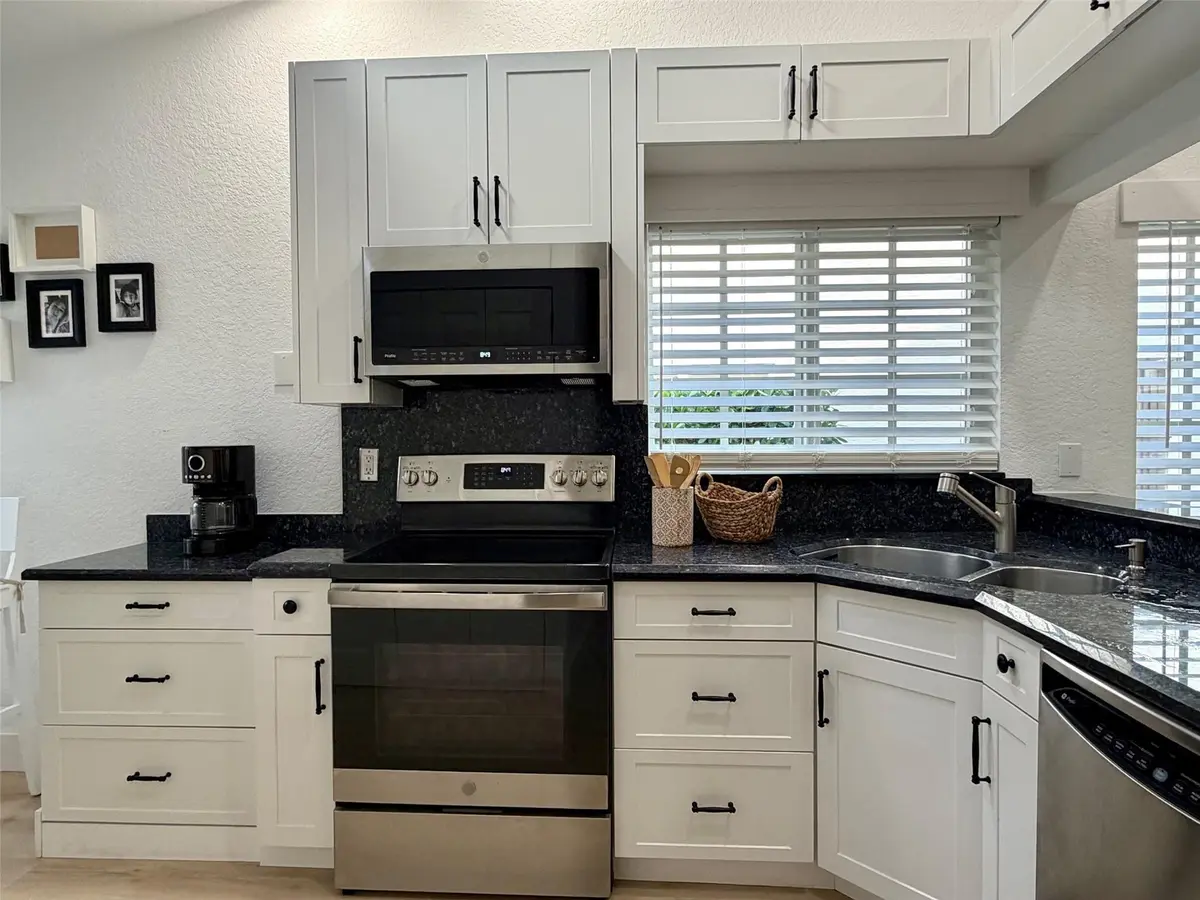 Photo 5 at 7267 Panache Way, Boca Raton
