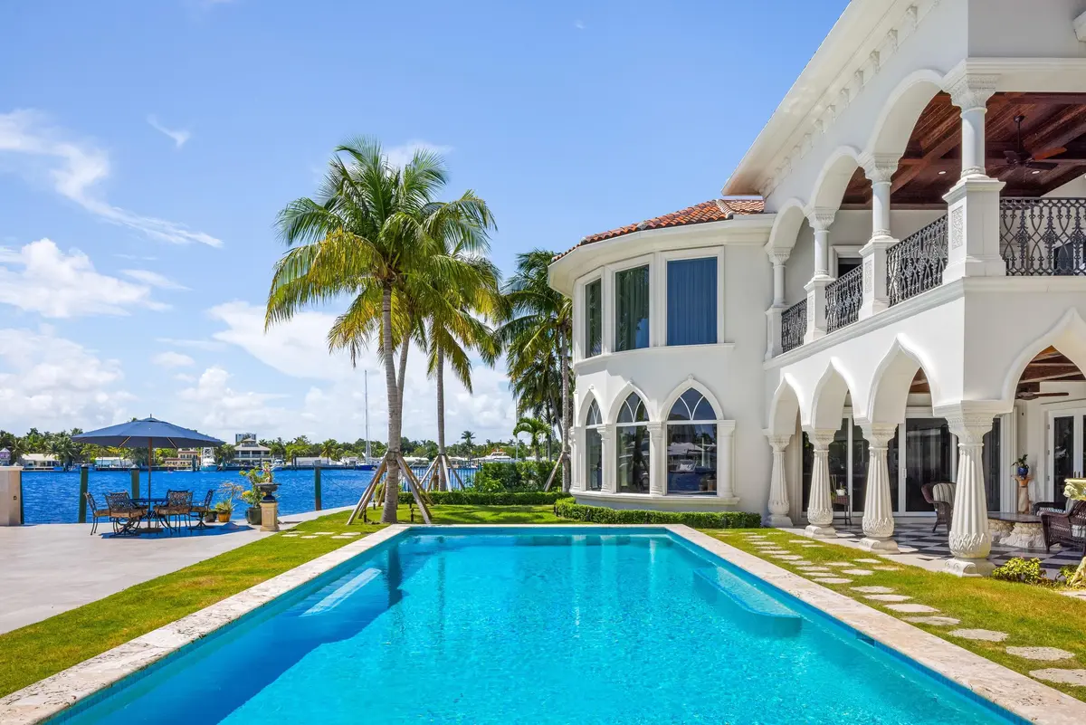 Pool at 745 Middle River Drive, Fort Lauderdale