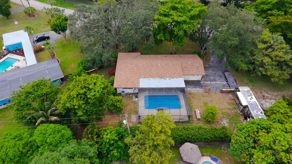 4511 E Country Club Circle, Plantation, FL – photo 2