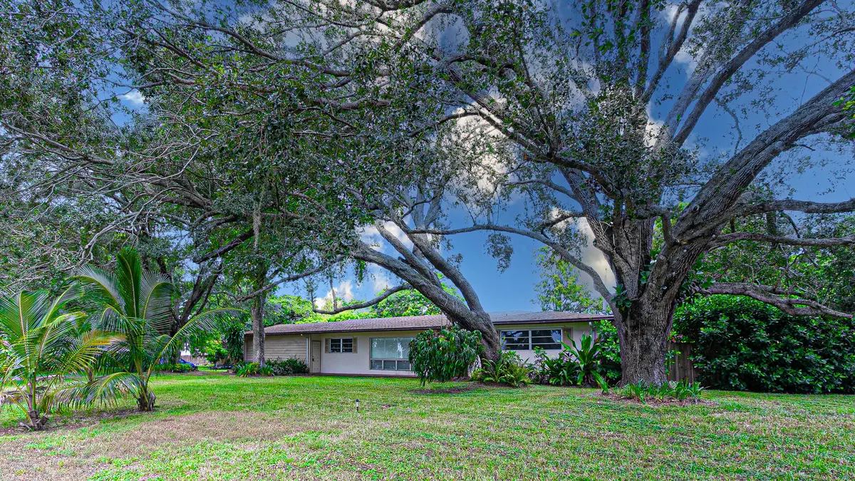 4511 E Country Club Circle, Plantation, FL – photo 8