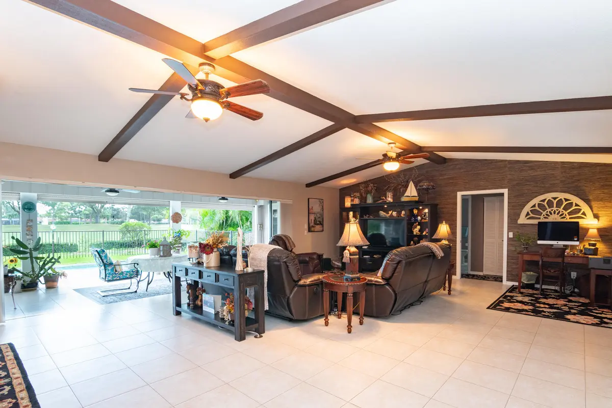 © Clark- 3333Se Fairway East-036 at 3333 SE Fairway, Stuart
