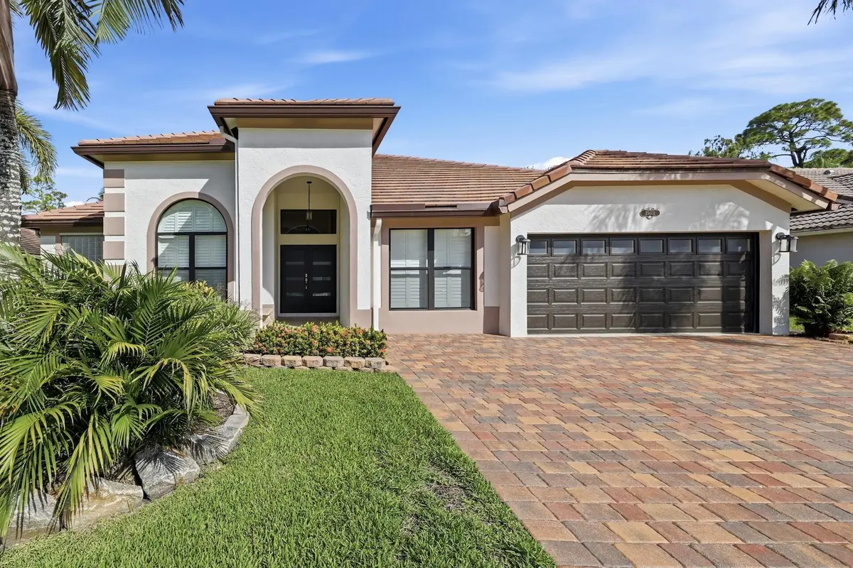 0H8A2219 at 15613 Bent Creek Road, Wellington