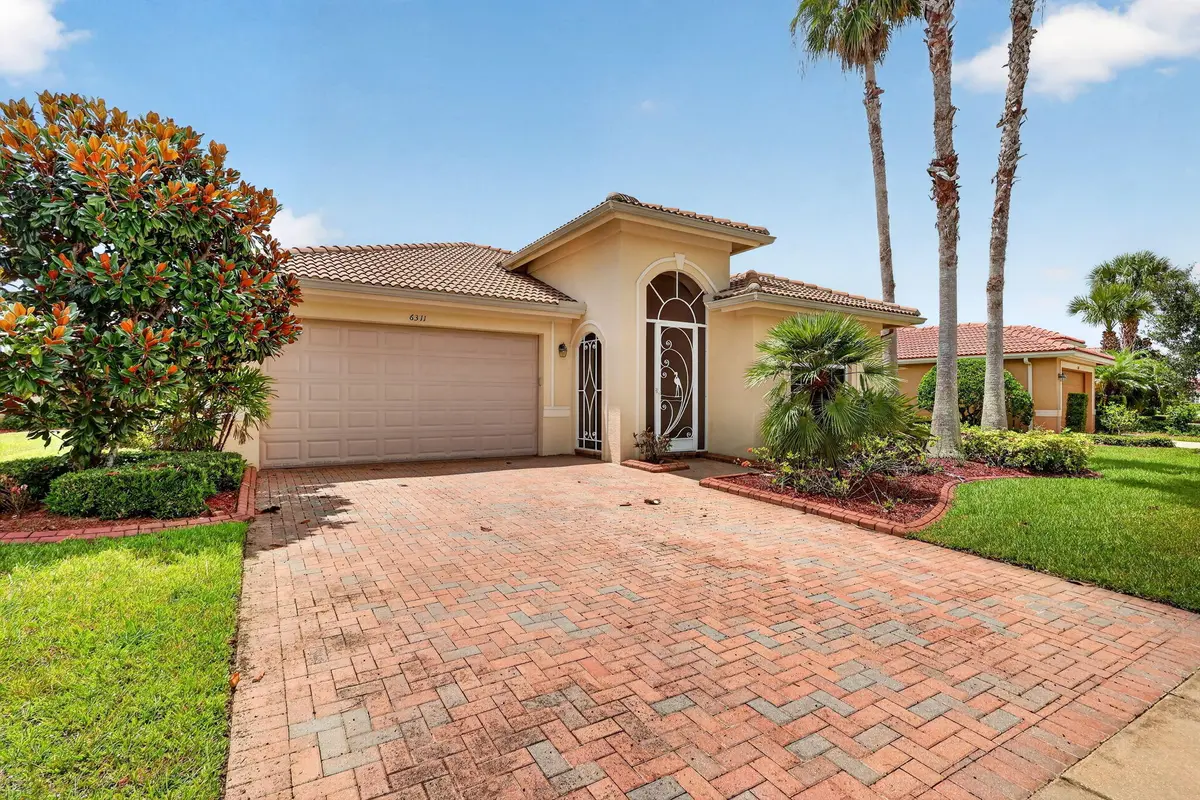 1-web-or-mls-7R7A1587 at 6311 Astor Place, Vero Beach