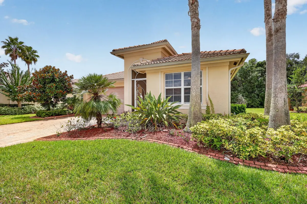 3-web-or-mls-7R7A1596 at 6311 Astor Place, Vero Beach