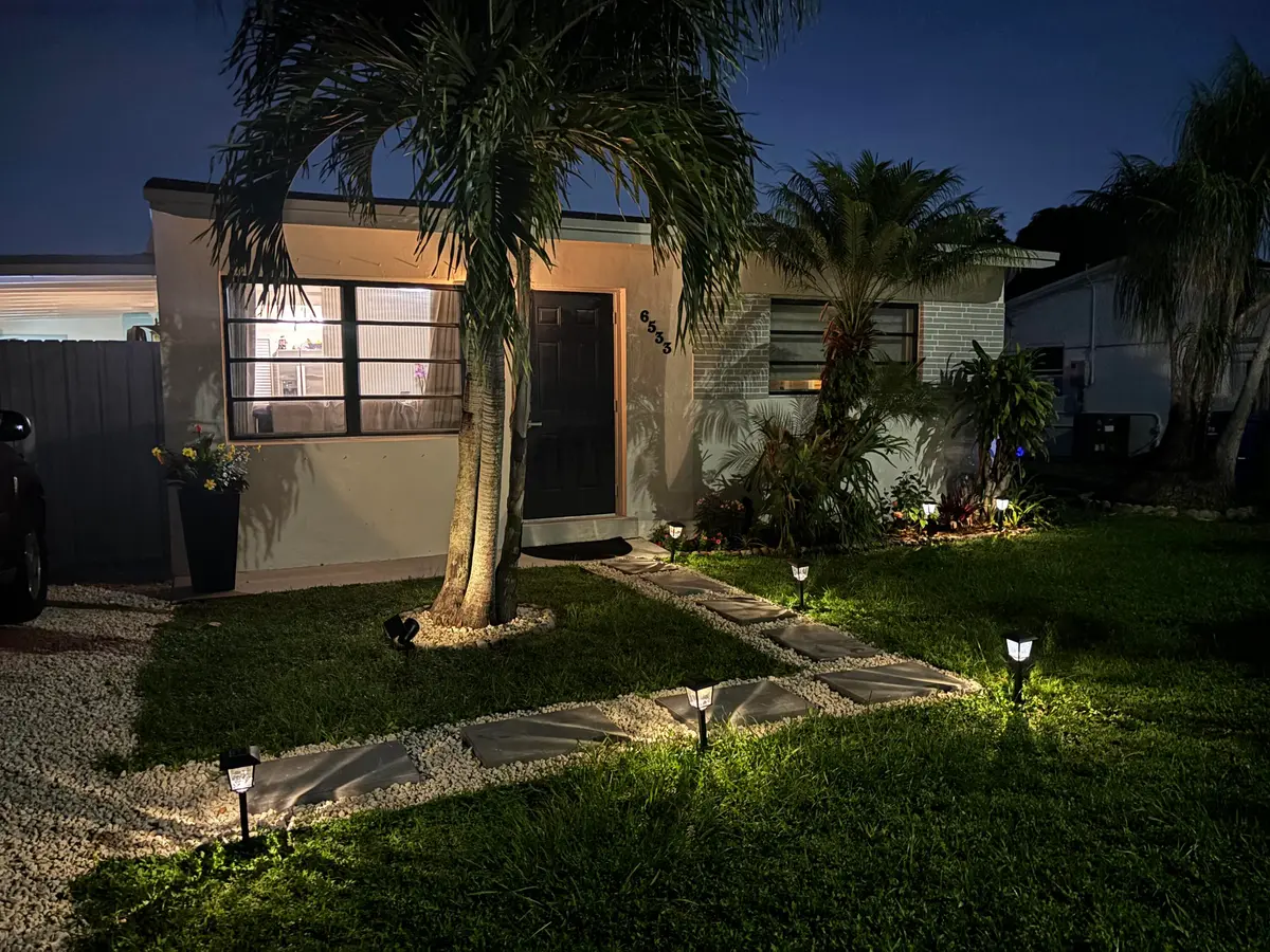 Front of Structure at 6533 SW 19TH Street, Miramar