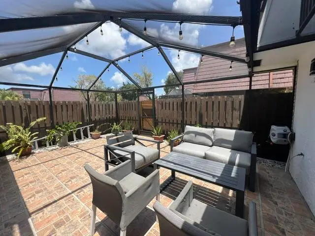 Patio Courtyard at 7542 COURTYARD Run, Boca Raton