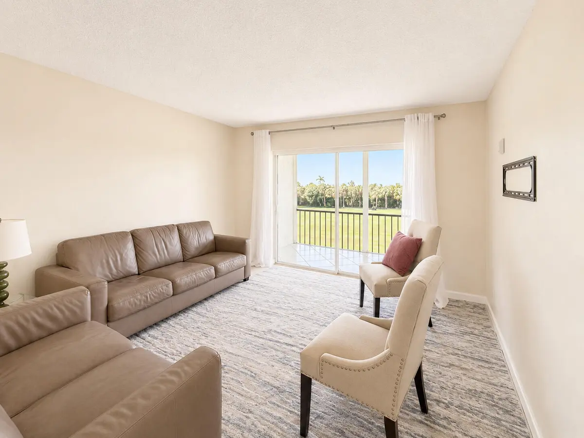 Living Room at 9411 N Hollybrook Lake Drive 309, Pembroke Pines