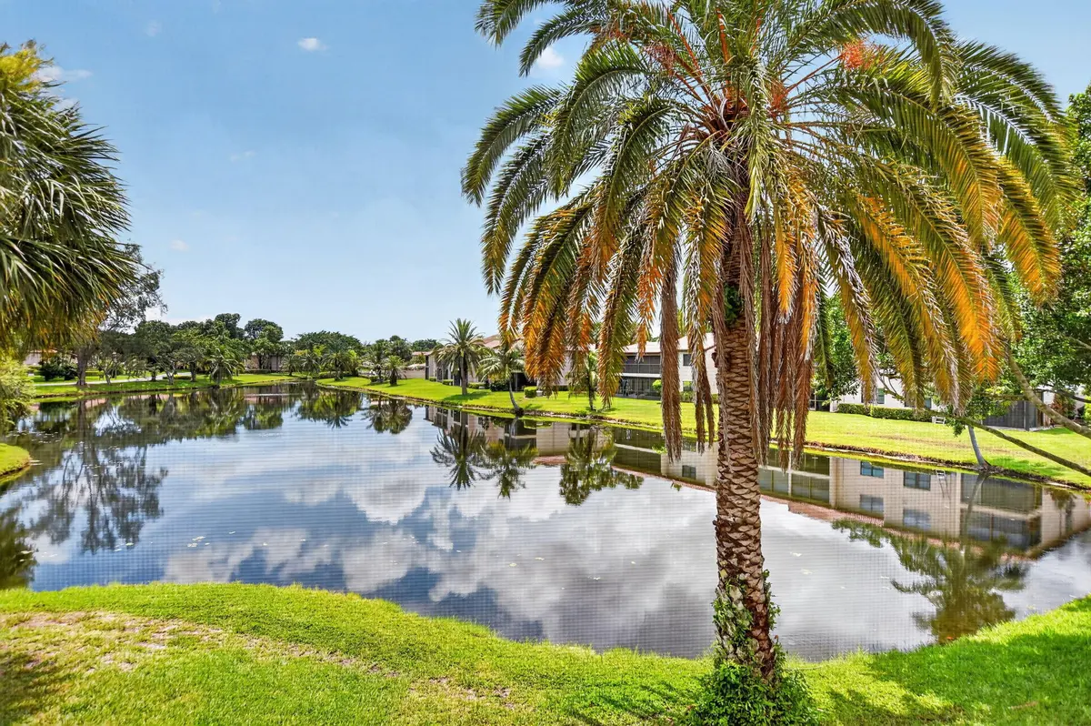 view at 9287 VISTA DEL LAGO 13 D, Boca Raton