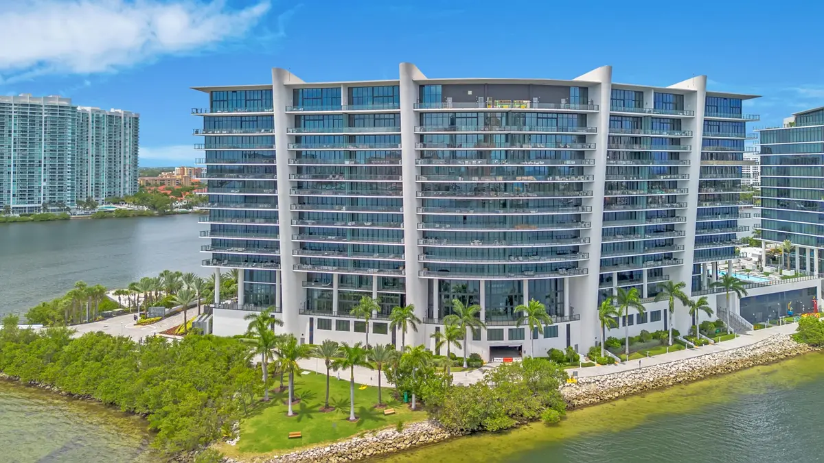 003_trevisuality_5000_island_estates_dr_ at 5000 ISLAND ESTATES Drive 805, Aventura