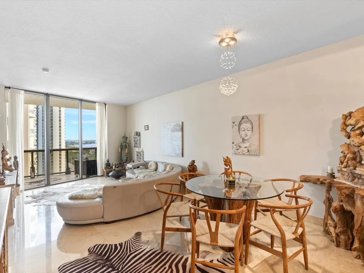 02-Dining at 16275 Collins Avenue 2403, Sunny Isles Beach