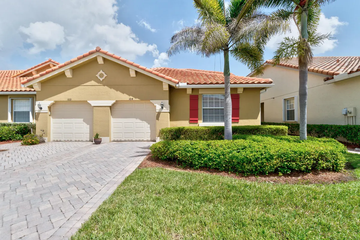 Coastal Villa at 6380 OXFORD Circle 104D, Vero Beach