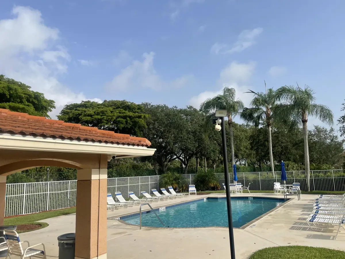 Pic 8 at 9888 Kamena Circle 55, Boynton Beach