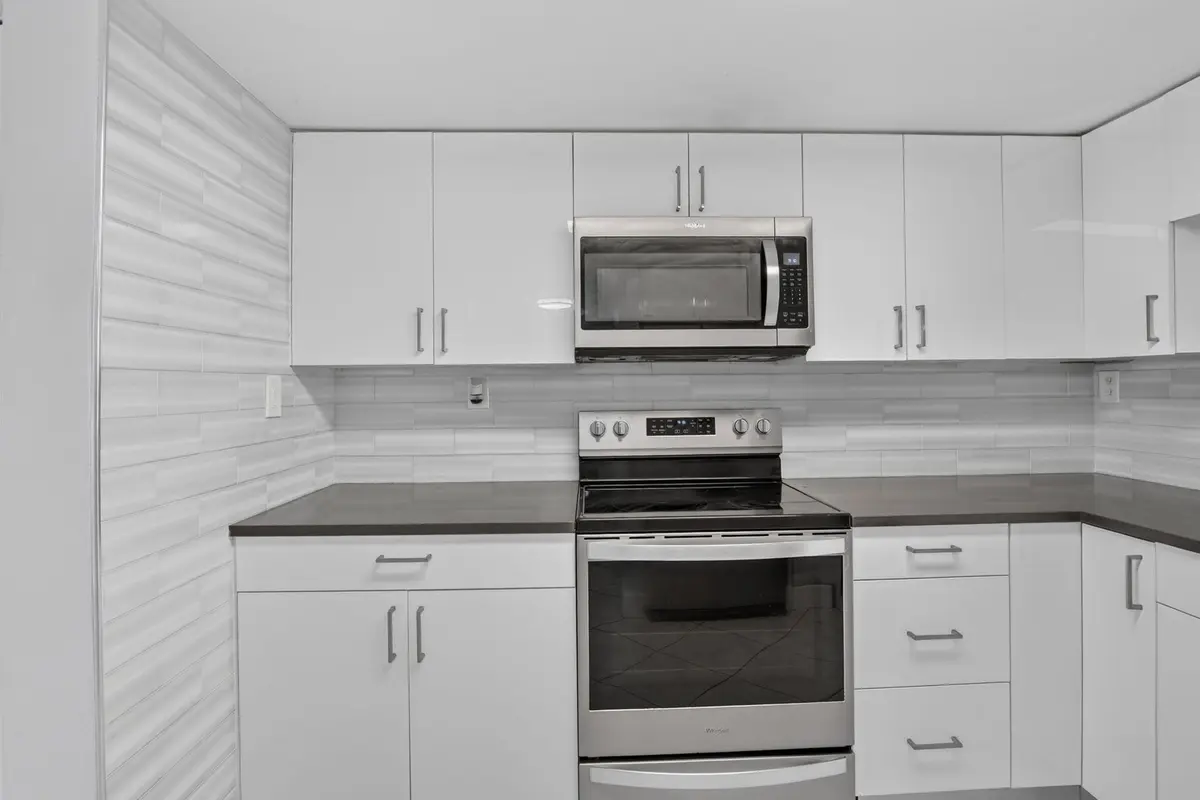 4-web-or-mls-_A7A9719 at 807 NW 91st Terrace 807, Plantation