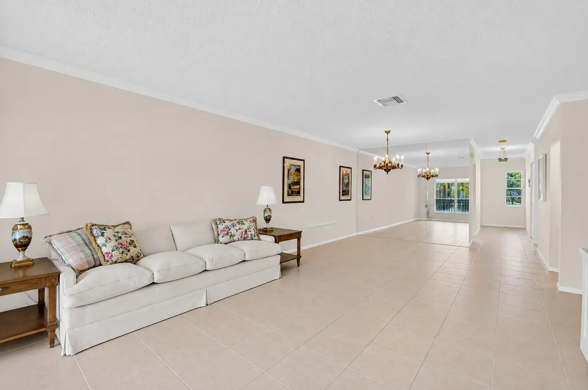 living room at 9287 VISTA DEL LAGO 13 D, Boca Raton