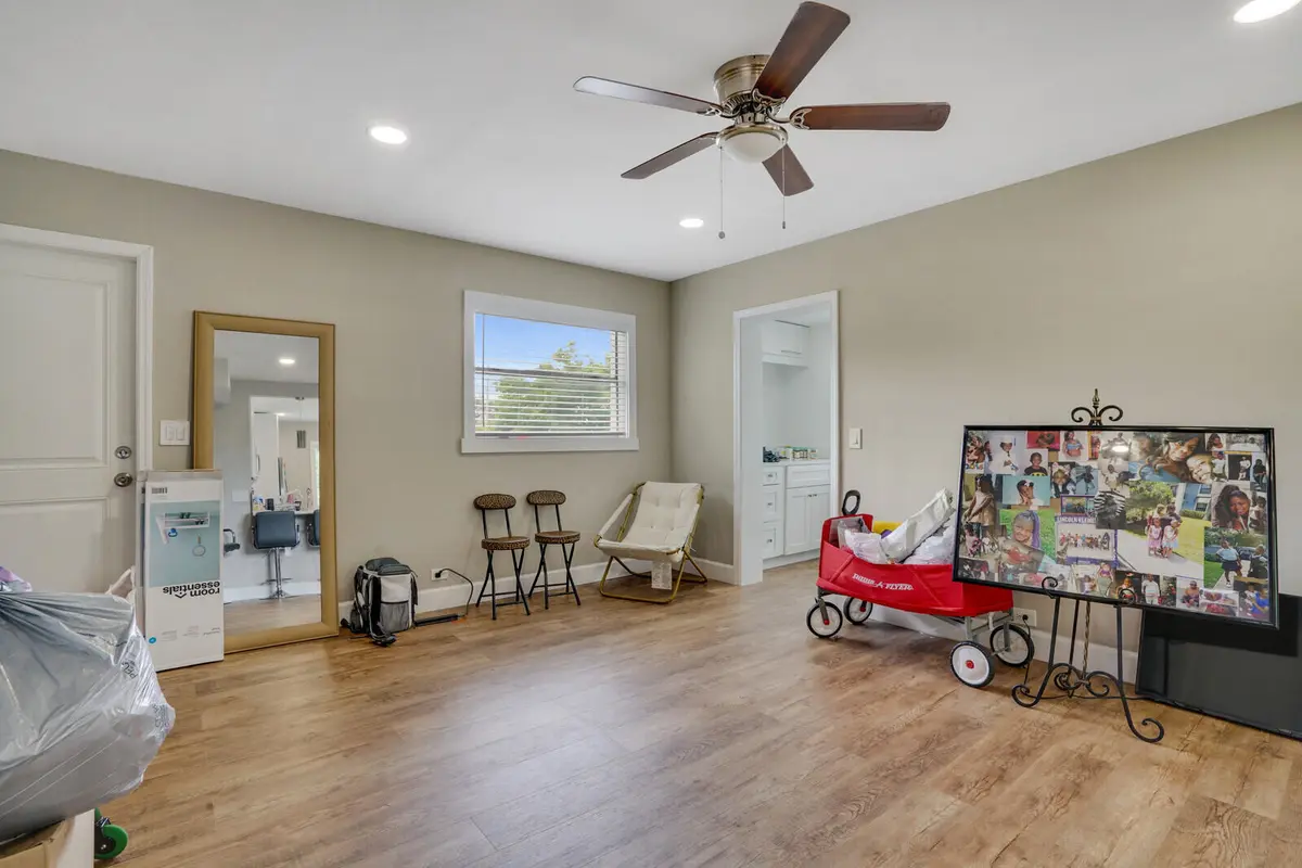 04_Image_4_mls at 1225 W 10th Street, Riviera Beach