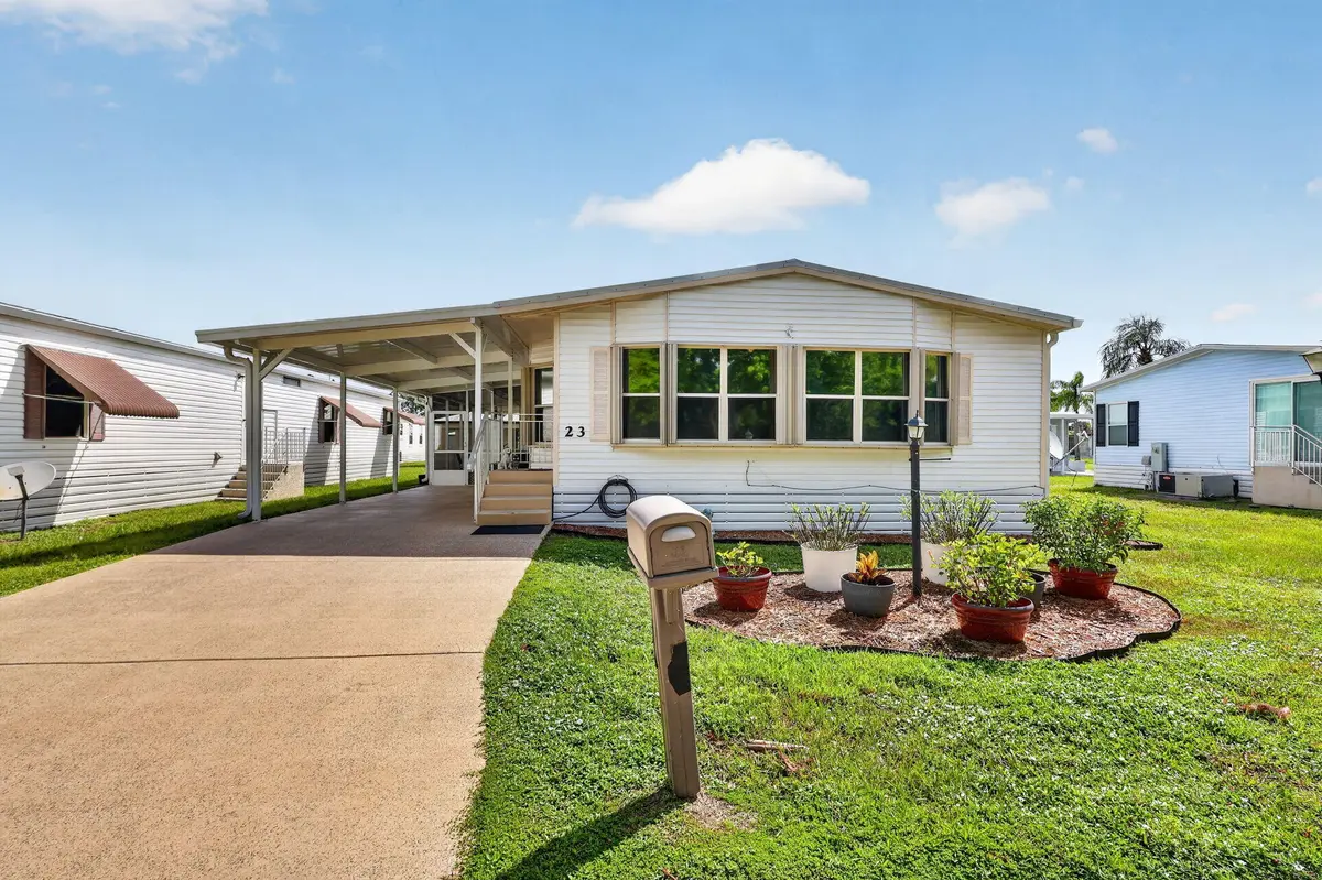 1-web-or-mls-7R7A1562 at 23 Mediterranean Boulevard, Port St. Lucie