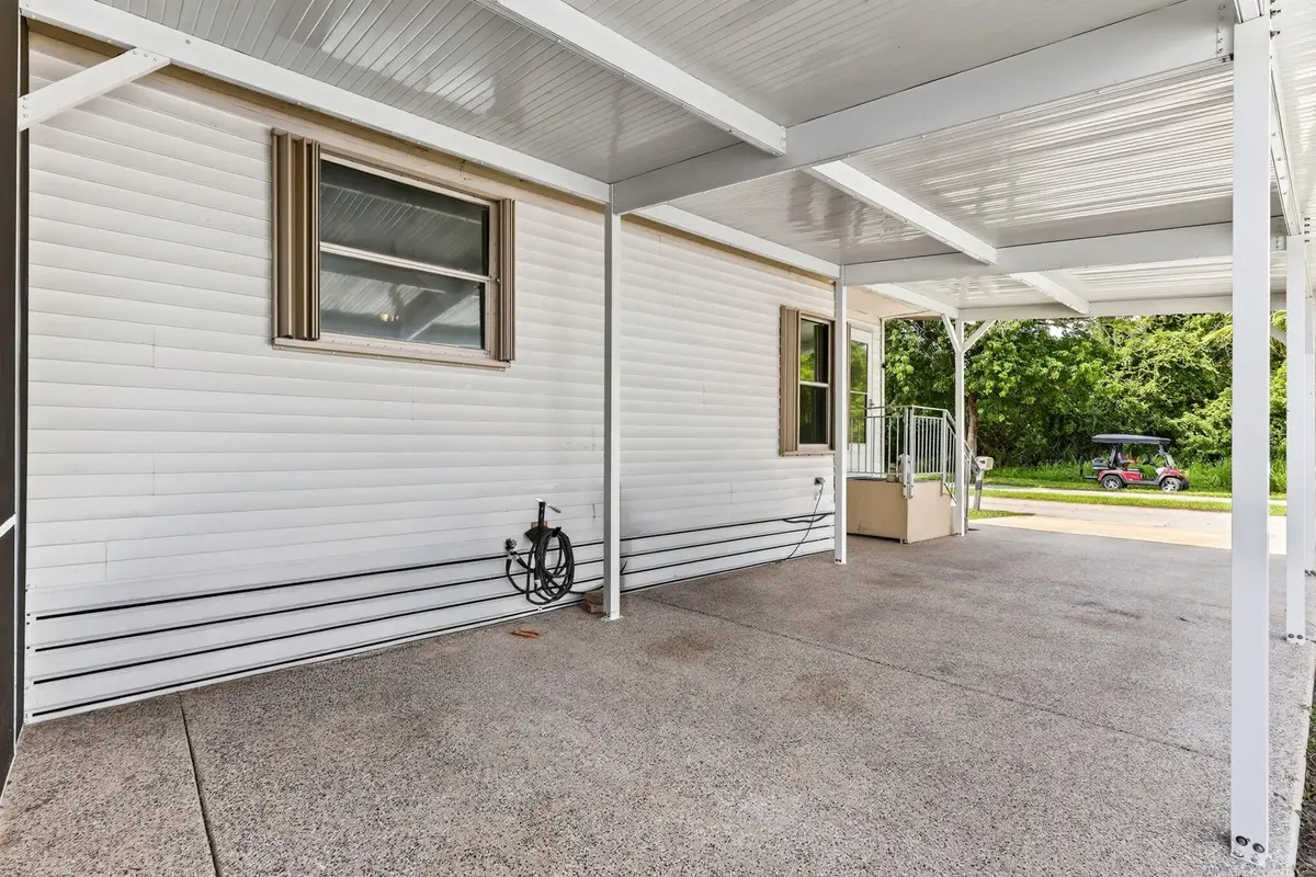6-web-or-mls-7R7A1581 at 23 Mediterranean Boulevard, Port St. Lucie