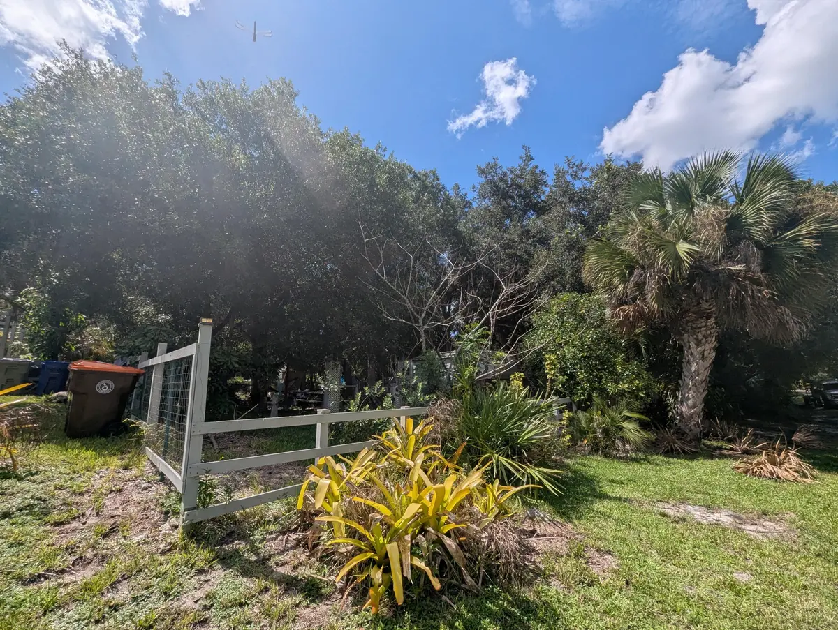 PIC 3 at 8835 104TH Court, Vero Beach
