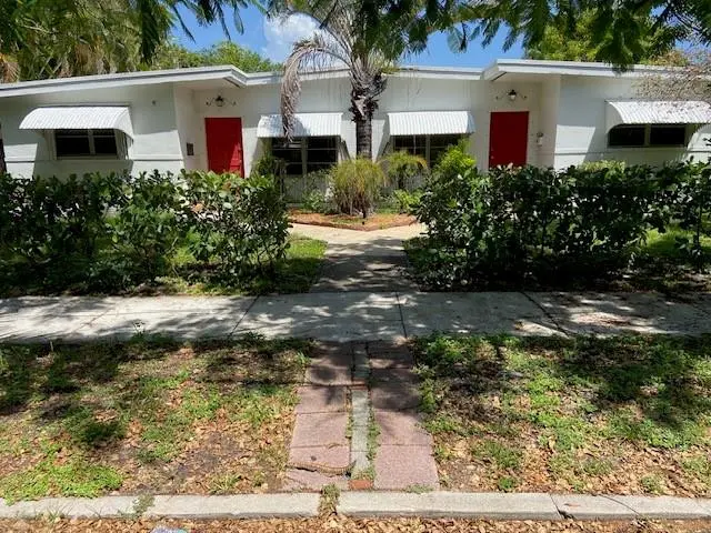 Photo 4 at 1935 Adams Street, Hollywood