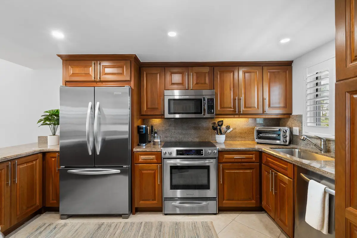 8-web-or-mls-A7R06536 at 511 BAYSHORE Drive 408, Fort Lauderdale