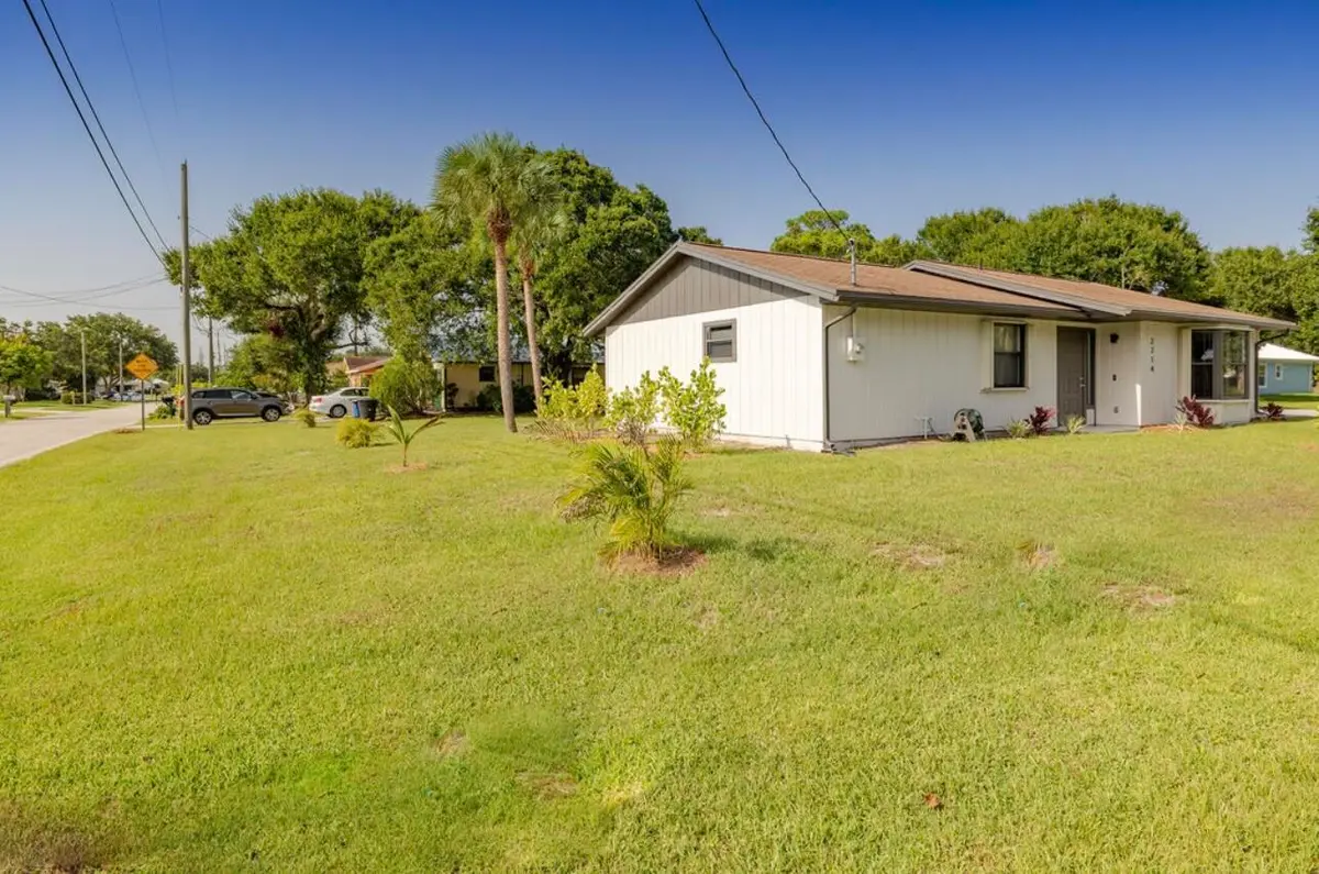F846AC32-9946-4DD8-9D3F-4D85FECBDB2A at 2714 Rhode Island Avenue, Fort Pierce