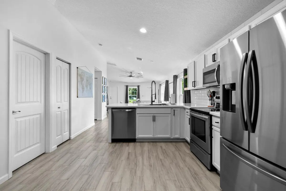 20230317191300421093000000-o (1) at 5032 SE FLOUNDER Avenue, Stuart