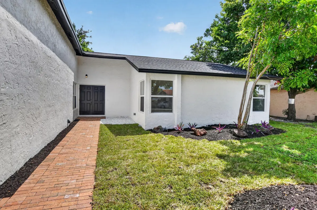 4-web-or-mls-DSC_6241 at 386 NW 40th Terrace, Deerfield Beach
