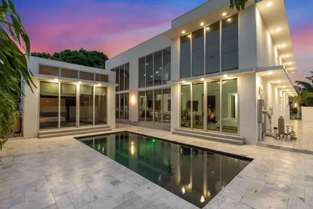 5-284 NE 7th Street Boca Raton FL-601 at 284 NE 7TH Street, Boca Raton