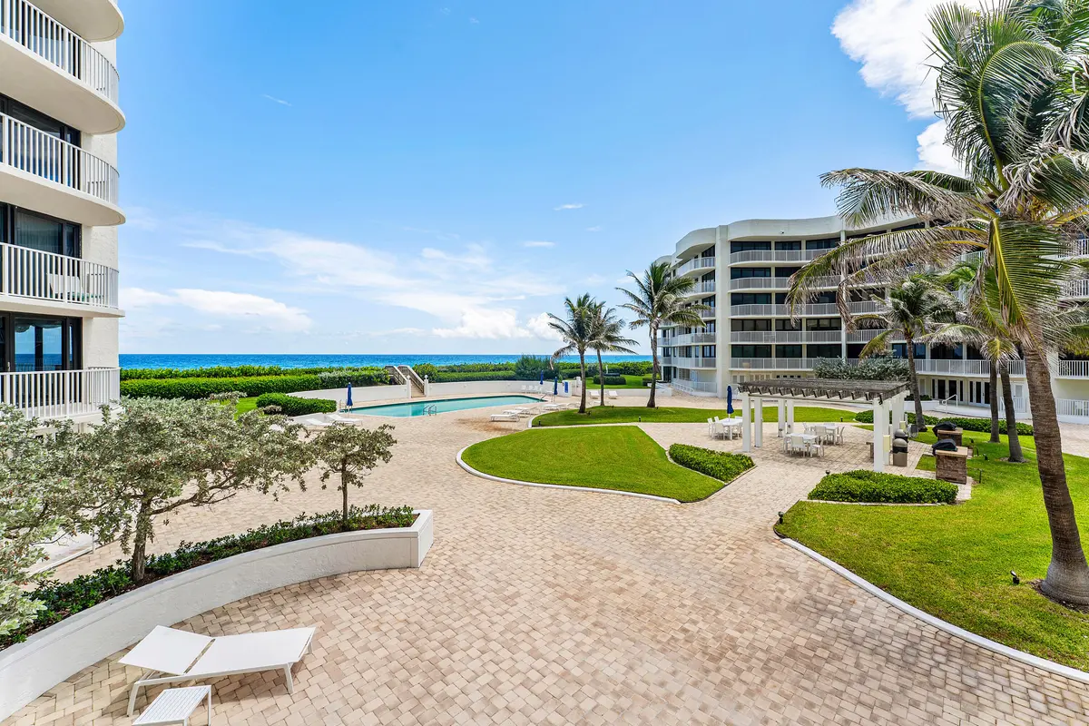 ocean view at 3360 S OCEAN Boulevard 2 G I, Palm Beach