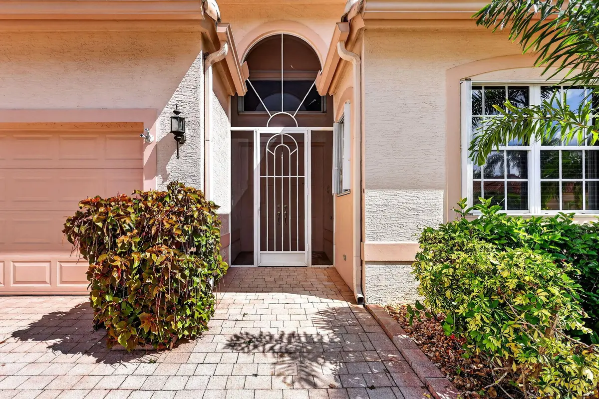 4-web-or-mls-5P1A1637 at 174 NW Lawton Road, Port St. Lucie
