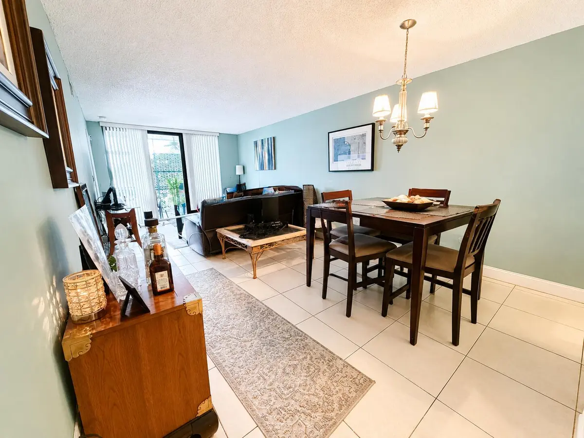 Dining & Living at 3300 NW 46th Street 104, Oakland Park