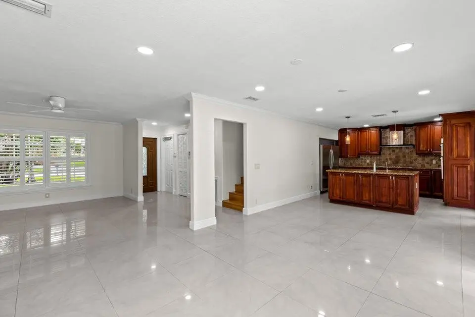 PineTree 4 at 4610 Pine Tree Drive, Delray Beach