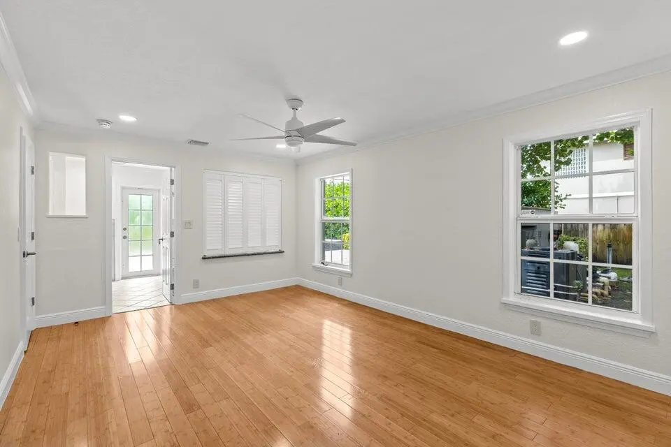 PineTree 8 at 4610 Pine Tree Drive, Delray Beach