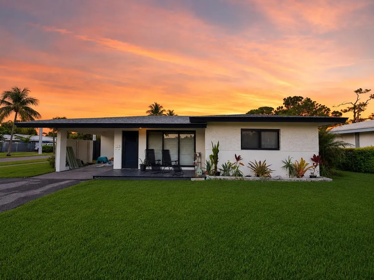 IMG_4795 at 150 SE 5TH Court, Pompano Beach