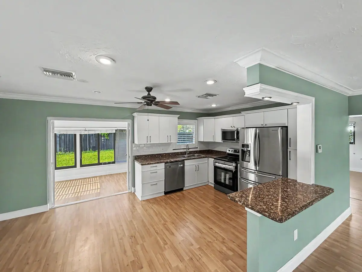 IMG_5517 at 150 SE 5TH Court, Pompano Beach
