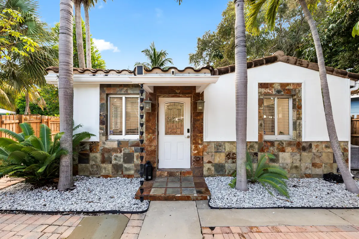 20260822-20260822-CW5A4570 at 1521 SW 4th Avenue, Fort Lauderdale