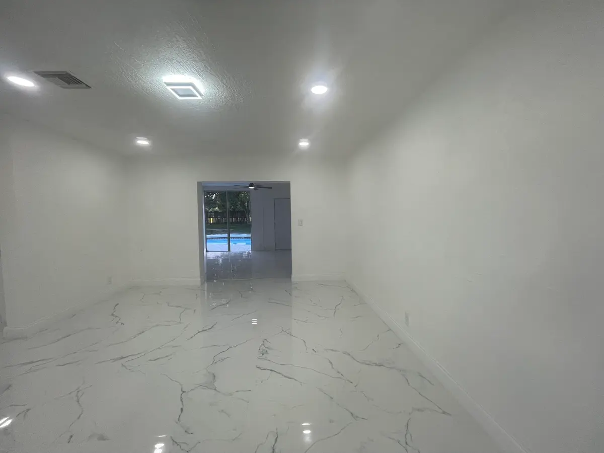 linving room 2 at 3290 NW 39TH Street, Lauderdale Lakes