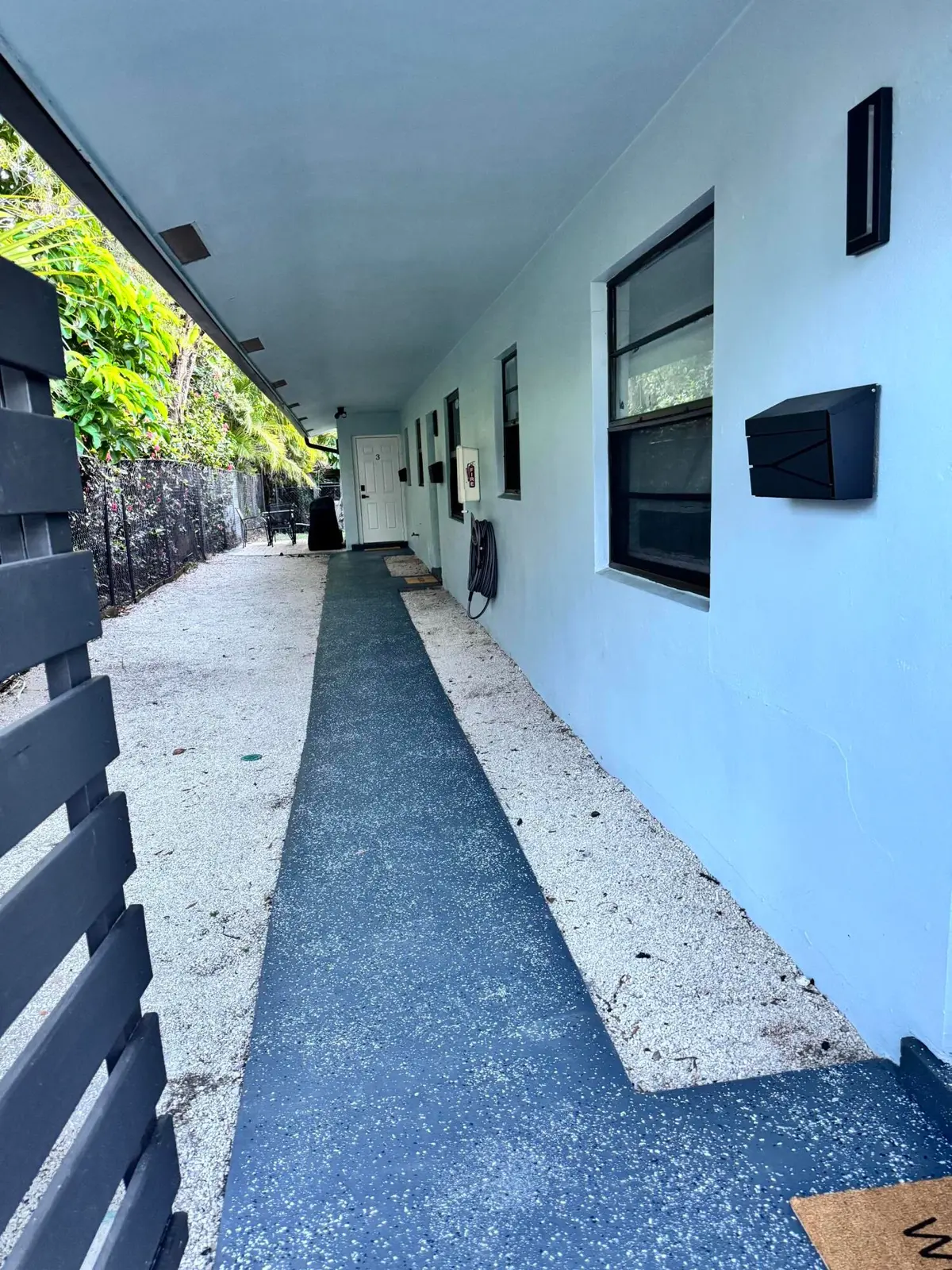 Entrance at 221 SE 11TH Avenue 1, Pompano Beach