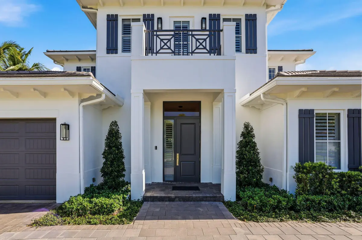 6-web-or-mls-004_0E2A9758 at 464 NE 8TH Street, Boca Raton