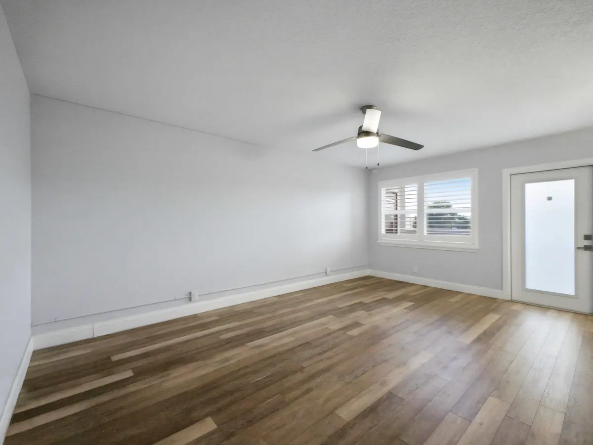 Living 4 at 3038 GUILDFORD C 3038, Boca Raton