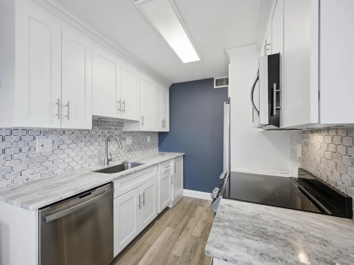 Kitchen 2 at 3038 GUILDFORD C 3038, Boca Raton