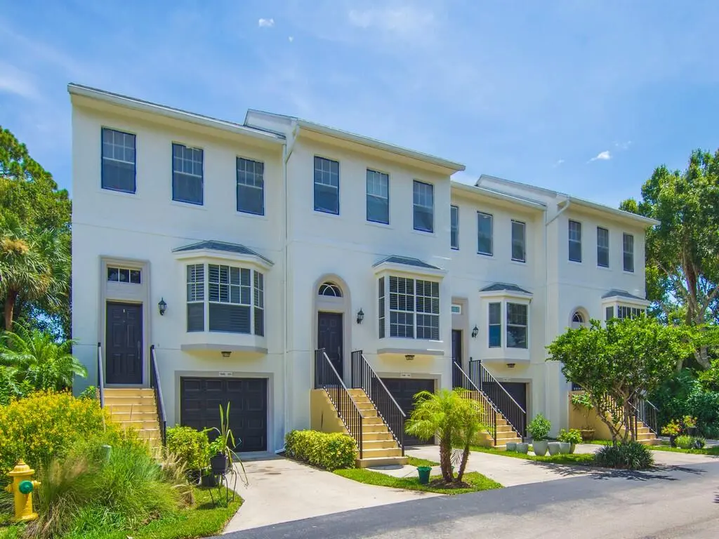Front of Structure at 1640 42nd Square 103, Vero Beach