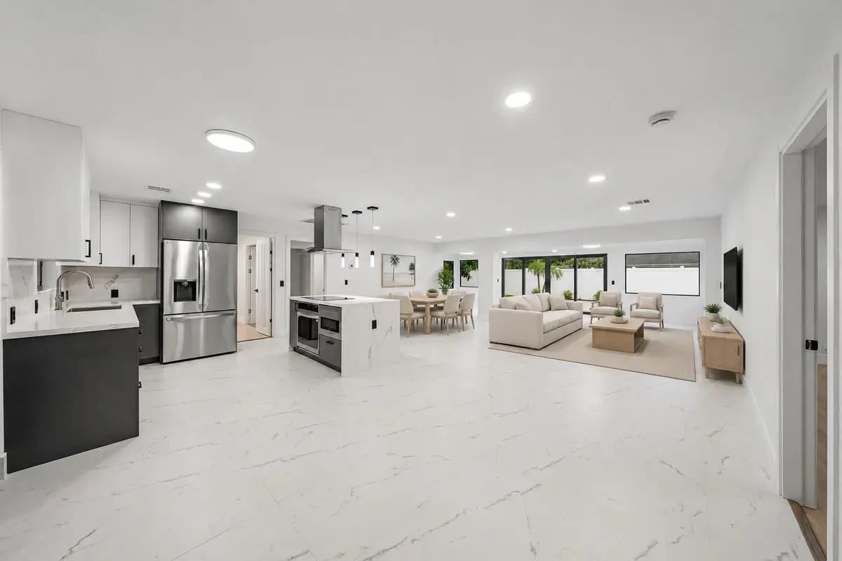 living room_ at 360 Saturn Avenue, Tequesta