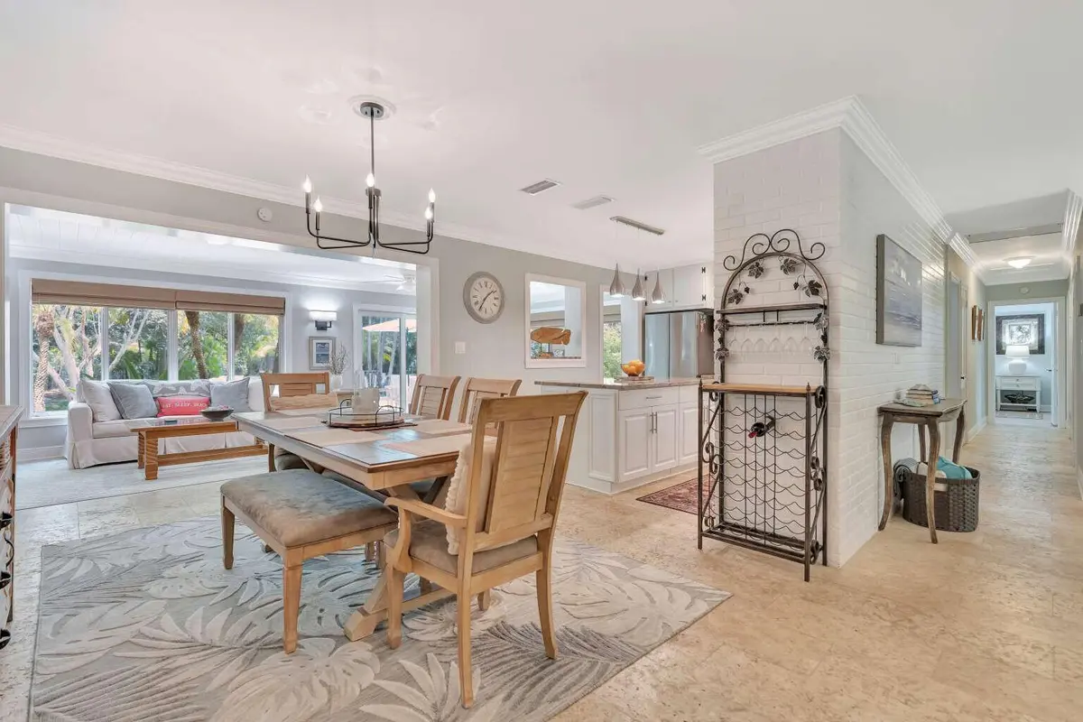 006_Epifano.6 at 5531 HIBISCUS Road, Jupiter