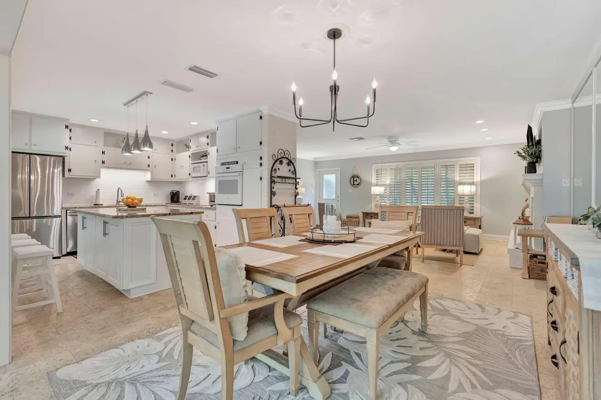 007_Epifano.7 at 5531 HIBISCUS Road, Jupiter